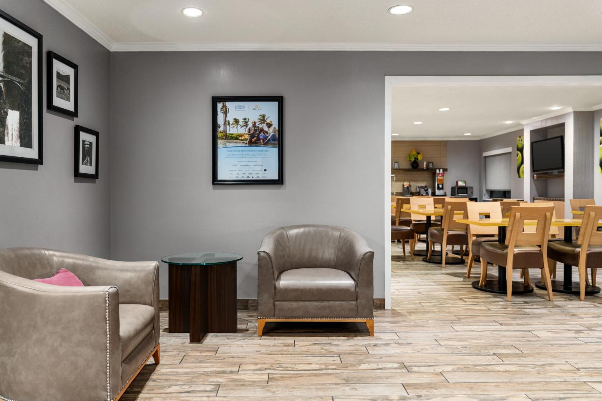 Готель La Quinta By Wyndham Chicago Тінлі-Парк Екстер'єр фото